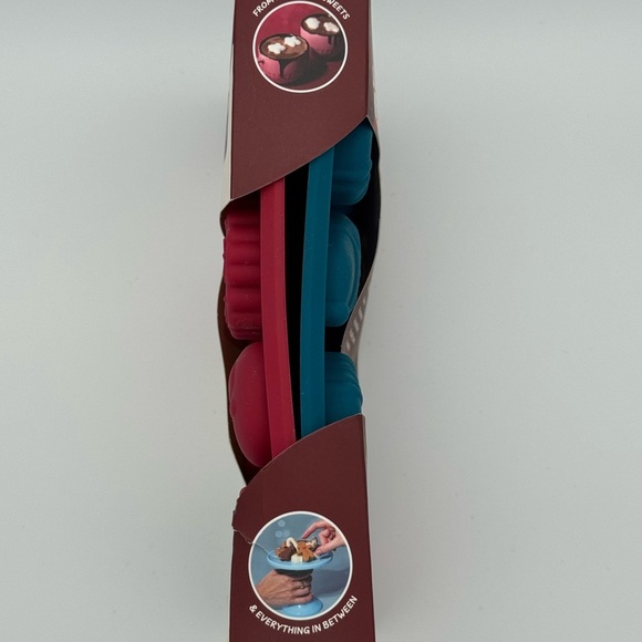 So Yummy Bella Chocolate Mold Set Silicone Santa, Candy Canes, Snowflakes.. - Picture 2 of 5